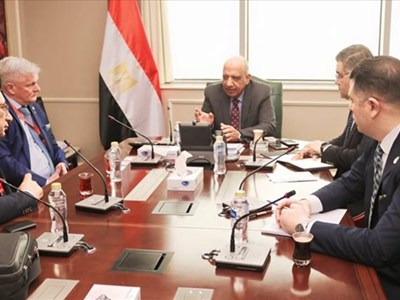 تعاون مصري - ألماني لتصنيع مواسير الضغط المضادة للتآكل ونقل التكنولوجيا الحديثة