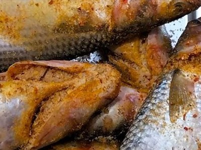 قبل شم النسيم 2026.. طريقة عمل الفسيخ زي المحلات مضمونة 100%