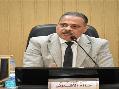 استثناء القطاعات الحيوية.. محافظ الشرقية يوجه بتطبيق نظام العمل عن بُعد